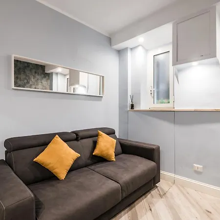 Metro A Re Di - Lady In Blue Apartment *